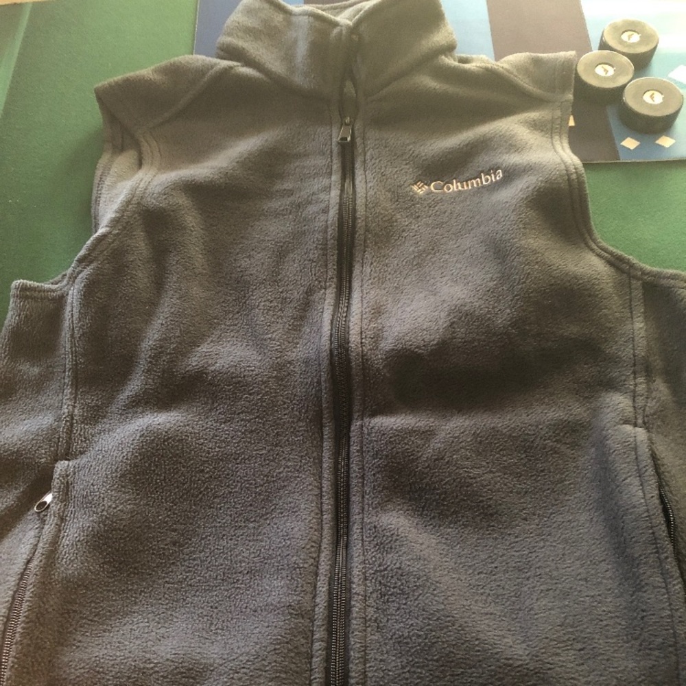 Grey Columbia fleece vest